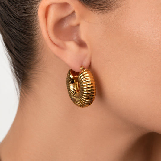 Ribbed Bold Hoop Earrings